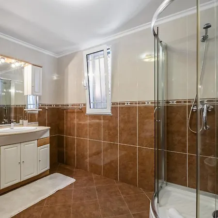 Σπίτι διακοπών Kula By Kaamah - 3 Bedroom With Barbecue *